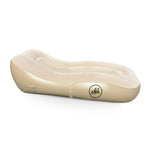 PandaRelax Air Lounger, aufblasbare Liege in Beige, freigestellt auf weißem Hintergrund